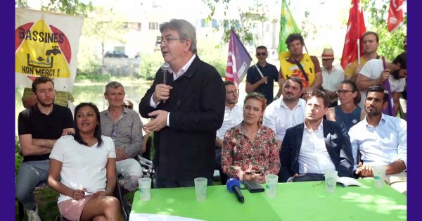 Conférence de presse de la NUPES sur la crise de l'eau avec Jean-Luc Mélenchon le 02/06/2022
